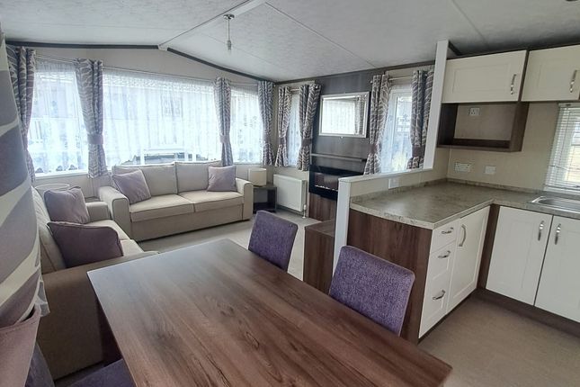 Broadway Holiday Park , Laugharne, Carmarthen photo 3