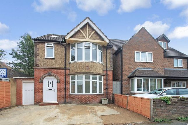 Thumbnail Detached house for sale in Memorial Road, Leagrave, Luton