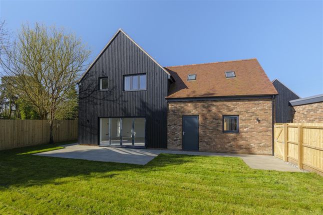 4,, Kings Oak Drive, Sandwich photo 2