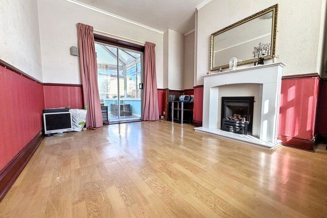 68, Avon Crescent, Houghton Le Spring photo 2