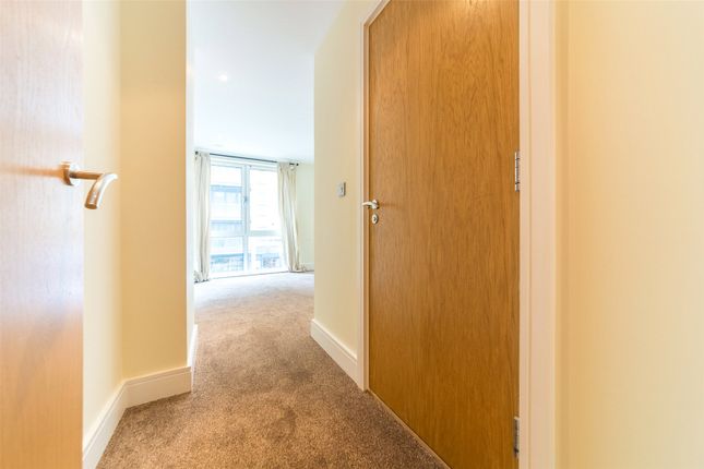 Flat for sale in 15 Indescon Square, London