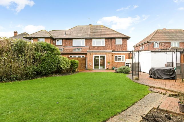 Thumbnail Semi-detached house to rent in Fairlight Avenue, Windsor