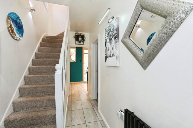 24, Cliffe Road, Cheshire photo 2