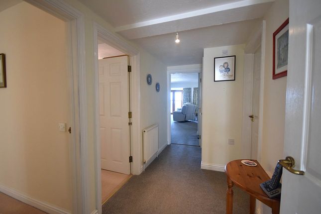 Flat 14, Ocean Park, Atlantic Way, Bideford photo 3