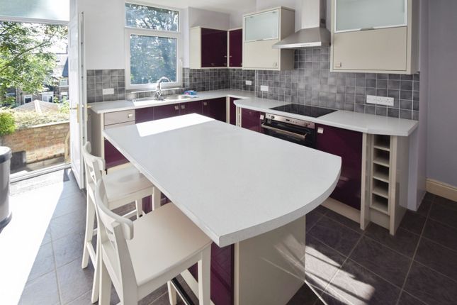 36, Clifton Place, Bradford photo 2