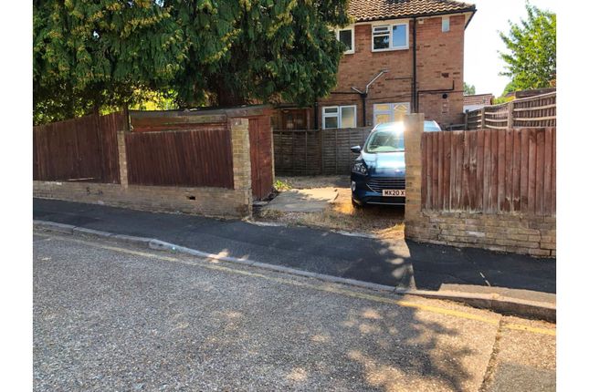 London Road, Sutton photo 5