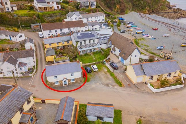 3-bed house on Beach House, Porthallow, Helston, £165,000