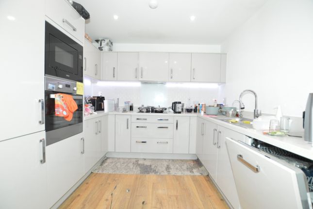 22, Mahindra Way, London photo 2