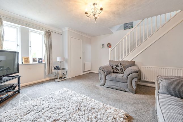 3 Oak Way, Preston photo 2