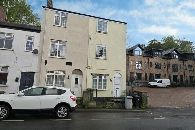 4-bed house on 115, London Road, Macclesfield, £95,000