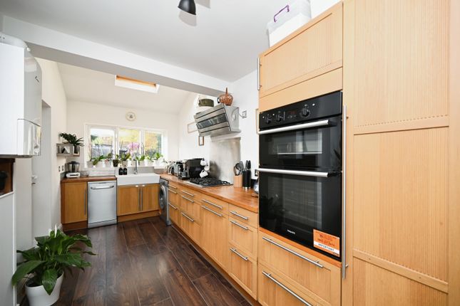 27, Winfield Street, Rugby photo 4