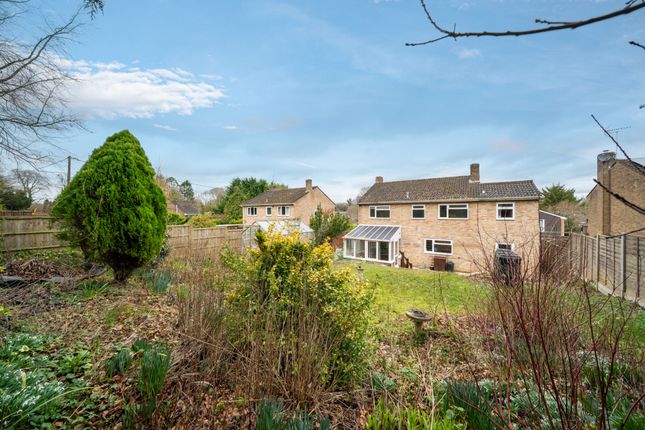 12 Beech Close, Thruxton, Andover photo 2