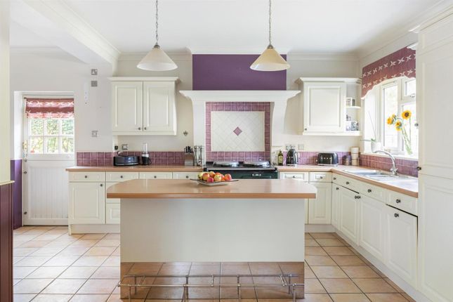 12, Lynmoor Road, Weymouth photo 2