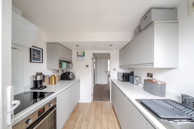 17 Bilton Lane, Harrogate photo 2