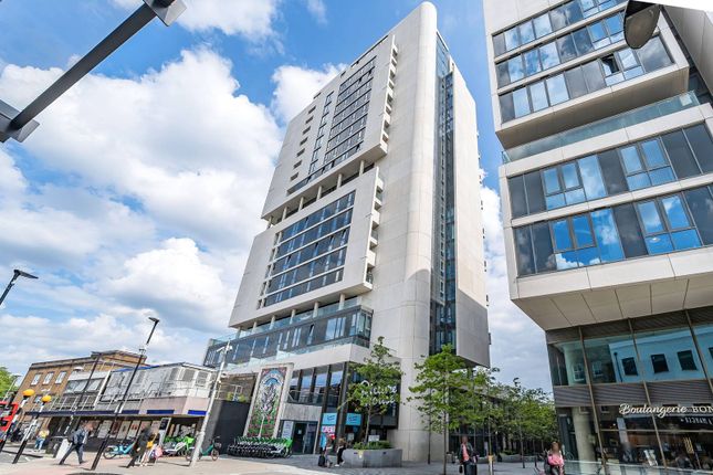Thumbnail Flat to rent in City North Place, Finsbury Park, London