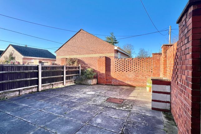 4 North Villas, Taunton photo 4
