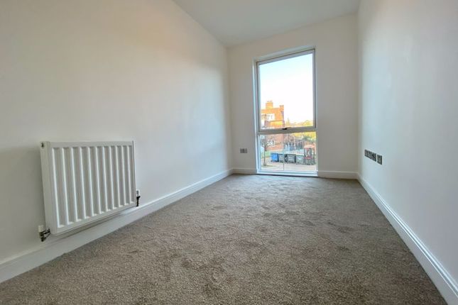 4 Monolulu Court, East Street, London photo 5