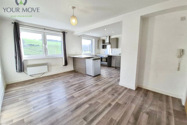 59 Parkwood Court,, Parkwood Rise, West Yorkshire photo 4