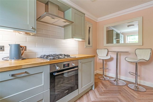 14b Linden Gardens, Tunbridge Wells photo 3