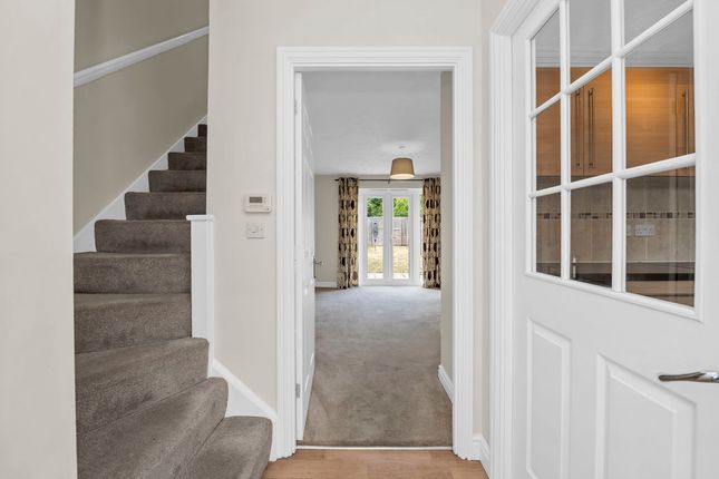 6, Frenesi Crescent, Bury St. Edmunds photo 2