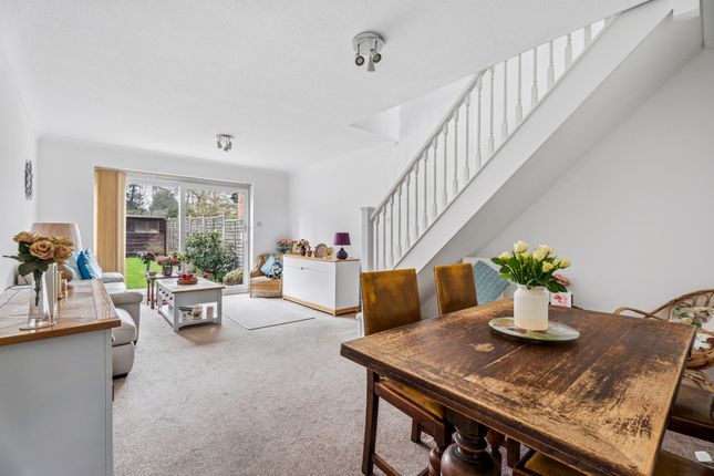 11 Hervines Court, Amersham photo 3
