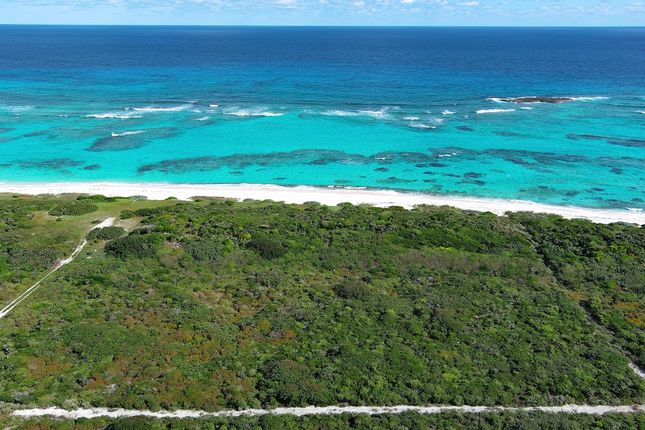 Land for sale in Long Island, The Bahamas
