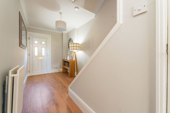42 Kirkhill Place, Wishaw photo 2