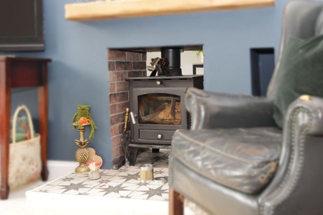 3, Cotswold View, Charfield photo 4
