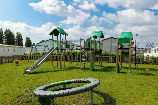 Felixstowe Beach Holiday Park, Walton Avenue, Felixstowe photo 4