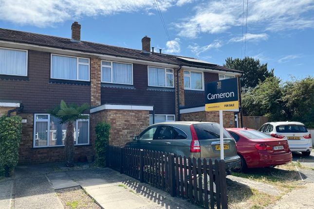 3-bed house on 12, Salt Hill Close, Uxbridge, £445,000