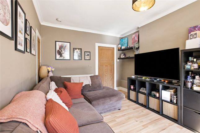 2/2, 5, Dorchester Avenue, Glasgow City photo 3