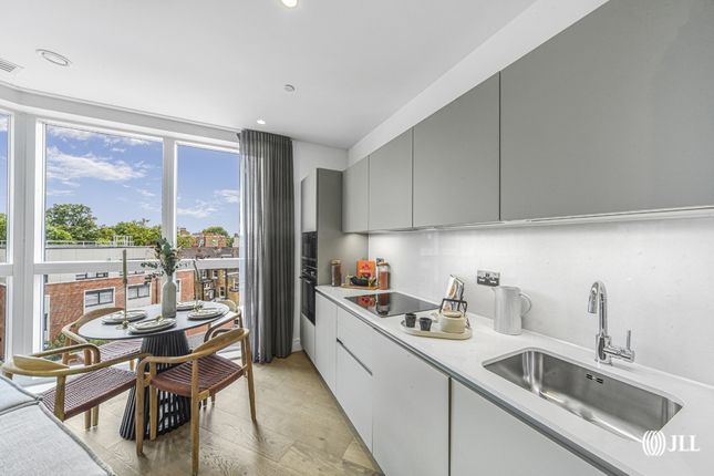 502, Stoll House, 25, Essex Place, London photo 3