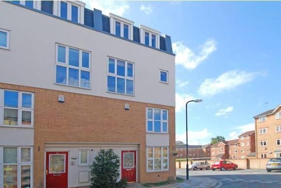 Town house for sale in Franklin Place, Blackheath, Greenwich, London