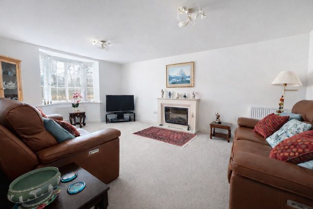 1, Pelton Close, Bexhill on Sea photo 3