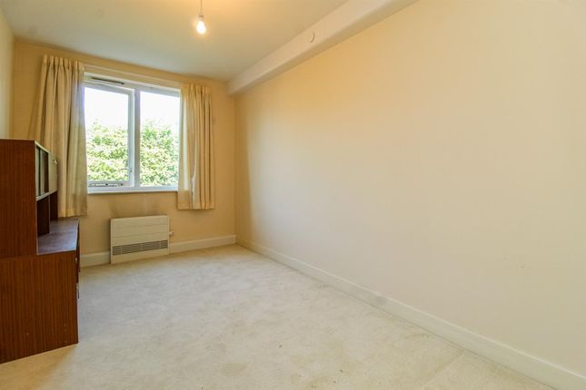 Flat for sale in Whinn Dale, Cecily Close, Normanton