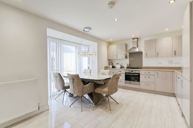49, Oykel Crescent, Glasgow photo 4