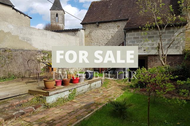 Thumbnail Parking/garage for sale in Sees, Basse-Normandie, 61500, France