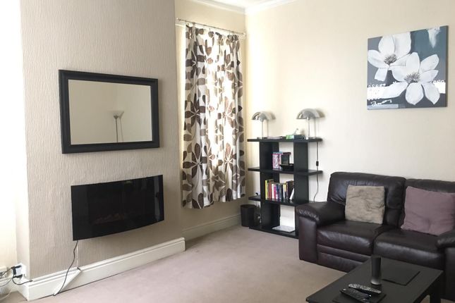 2 Victoria Road, Walton-Le-Dale, Preston photo 4