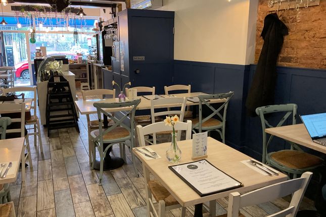 Restaurant/cafe for sale in Willesden Green, London