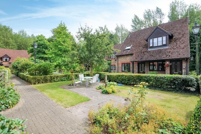 Flat for sale in Watermill Court, Woolhampton