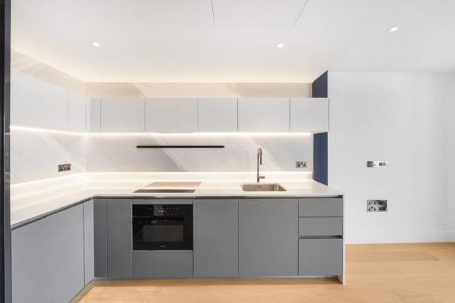 Thumbnail Flat for sale in White City Road, London