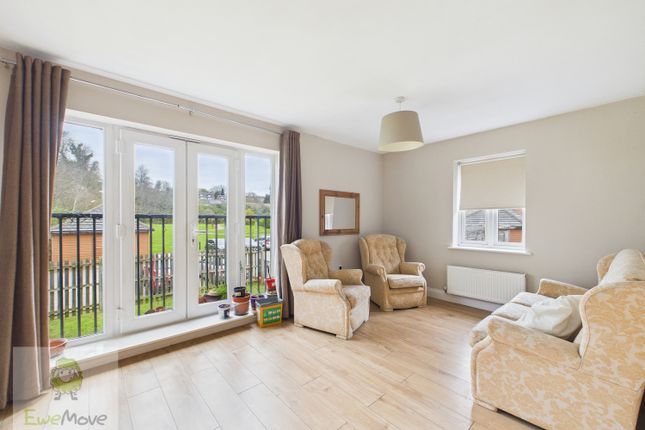 Flat 11, Tucano Court, Silver Streak Way, Rochester photo 3