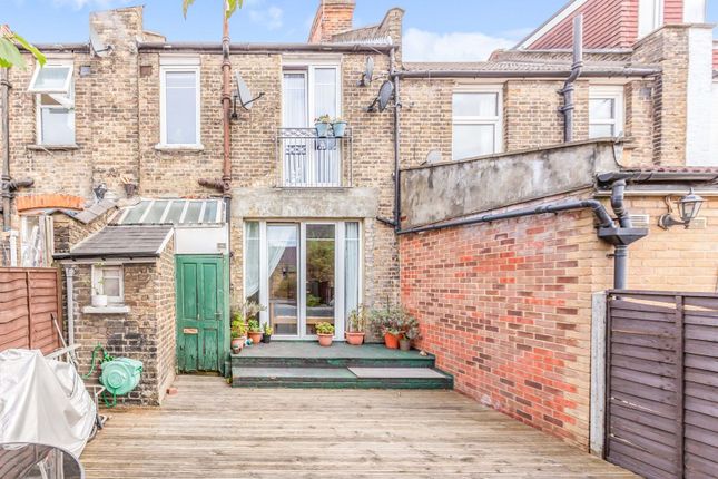 End terrace house for sale in Solway Road, London