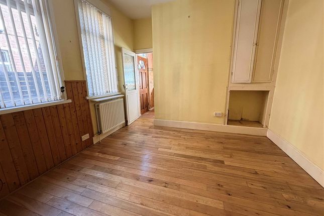 19, Warmsworth Road, DONCASTER photo 4