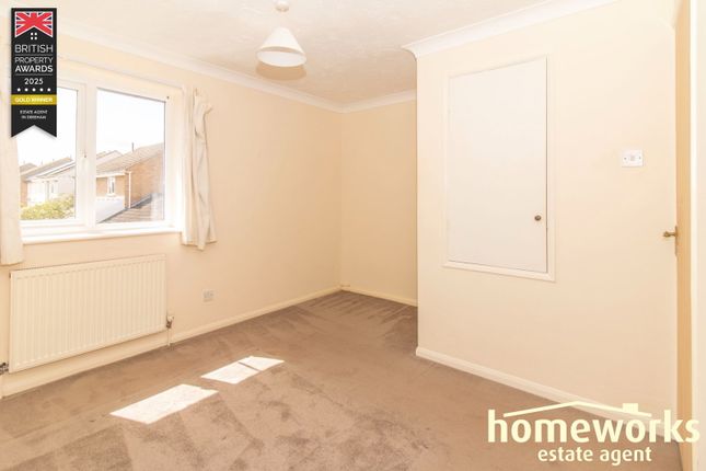 10, Grove Close, Dereham photo 4