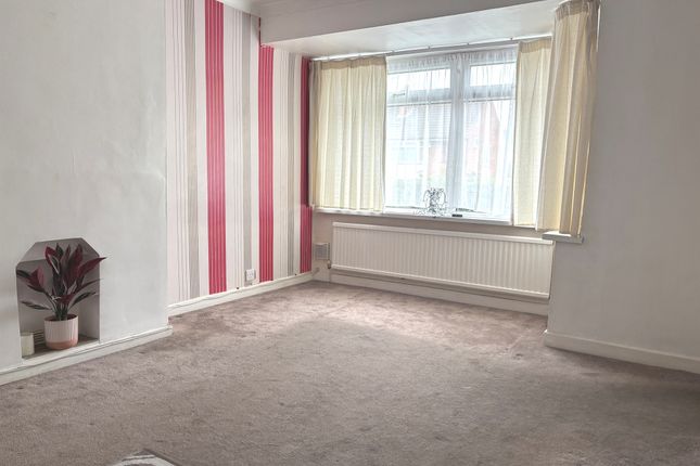 27, Rachel Gardens, Birmingham photo 4
