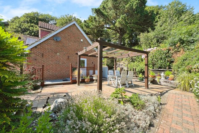 The Camellias, Cliff Road, Hythe photo 4