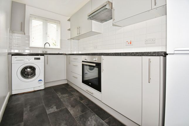 14, Tresillian Gardens, West End photo 4
