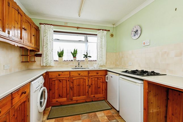 14, Barsham Drive, King's Lynn photo 3