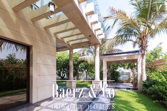 Thumbnail Villa for sale in Al Raffa Near Palm Beach Hotel - دبي - United Arab Emirates